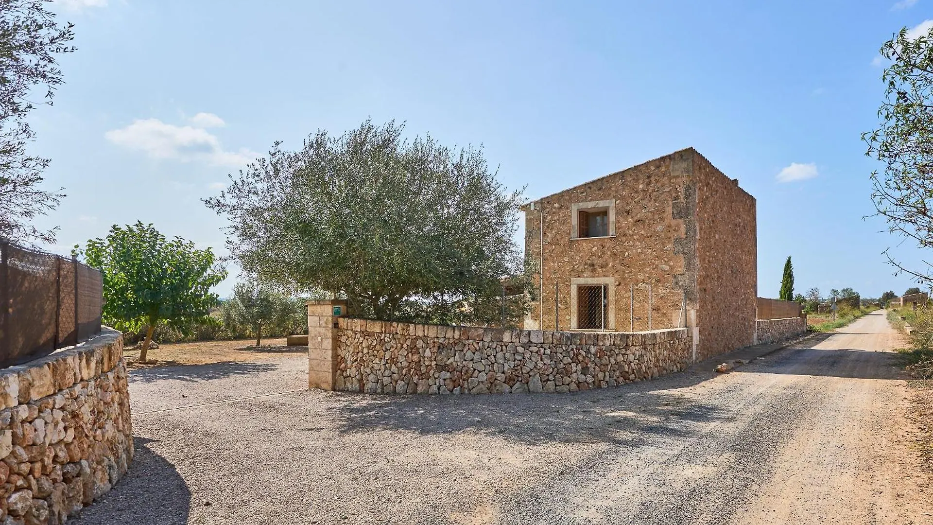 Finca Barralina Campos  0*, Campos (Mallorca) Spain